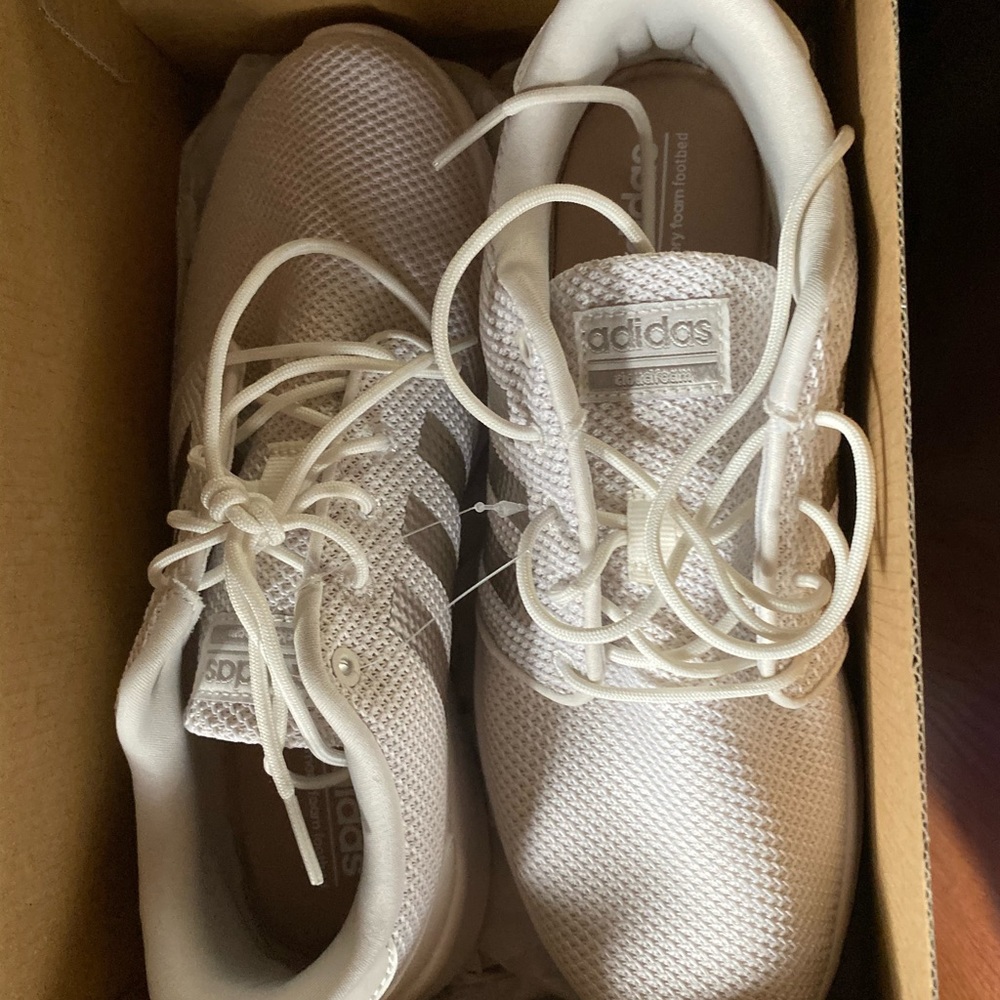 Women’s adidas shoes size7.5 and h&m pants